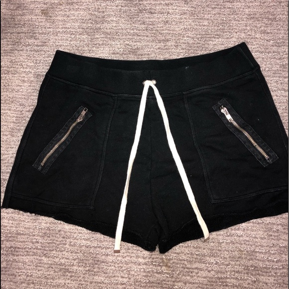 Philosophy Pants - Cute shorts with zippered pockets
